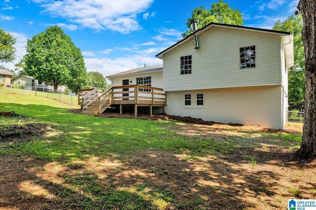 8312 Country Cir, Pinson, AL 35126 - back of property featuring a wooden deck