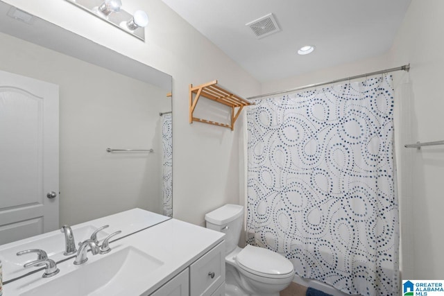 5633 Park Side Rd, Hoover, AL 35244 - bathroom with vanity, curtained shower, and recessed lighting