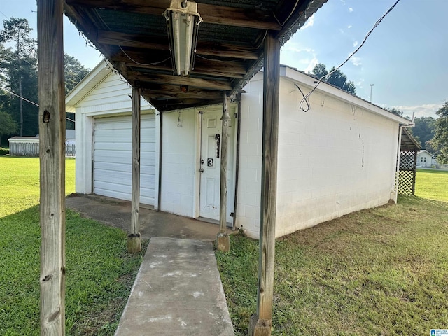 2910 Old Gadsden Hwy, Anniston, AL 36206 - view of garage