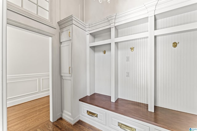 5615 Canongate Ln, Hoover, AL 35242 - mudroom with wood finished floors