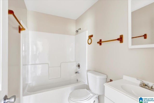 1324 Fulton Ave SW, Birmingham, AL 35211 - full bath with washtub / shower combination and vanity
