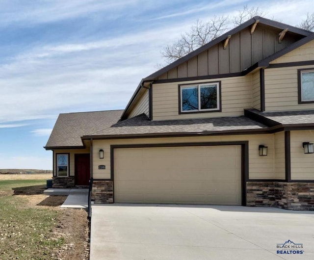 view of front of home with a garage