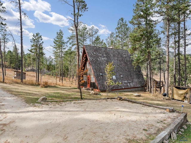 view of property exterior