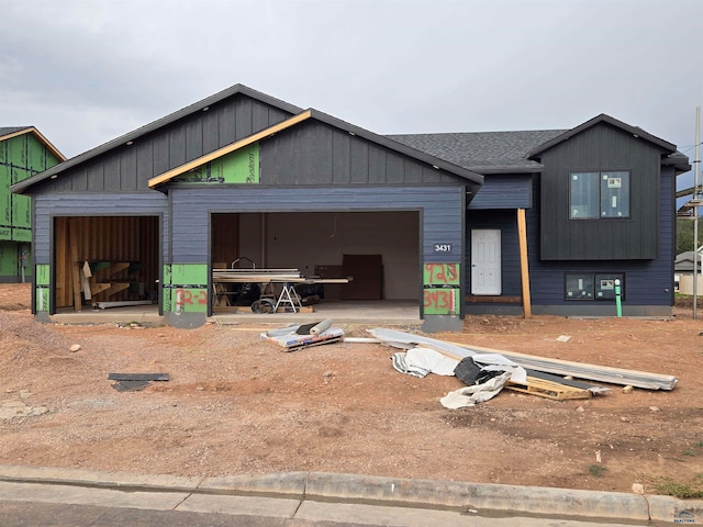 view of front of home with a garage