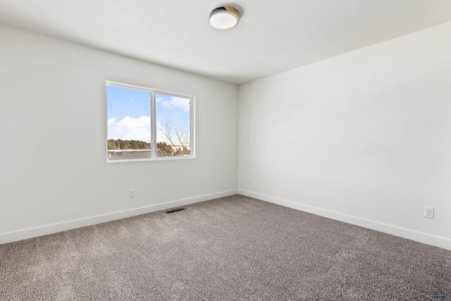 view of carpeted spare room