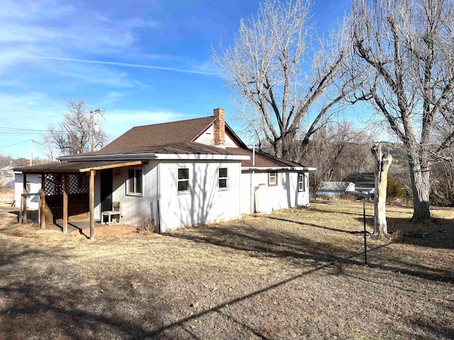 view of side of property