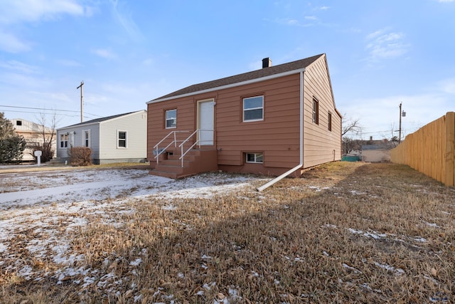 view of front of property