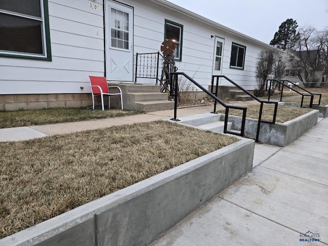 20022006 2nd Ave, Rapid City, SD 57702 - exterior space with a lawn