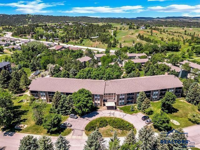 3981 Fairway Hills Dr, Rapid City, SD 57702 - bird's eye view