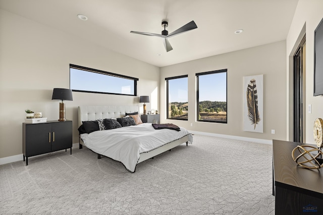 bedroom with ceiling fan