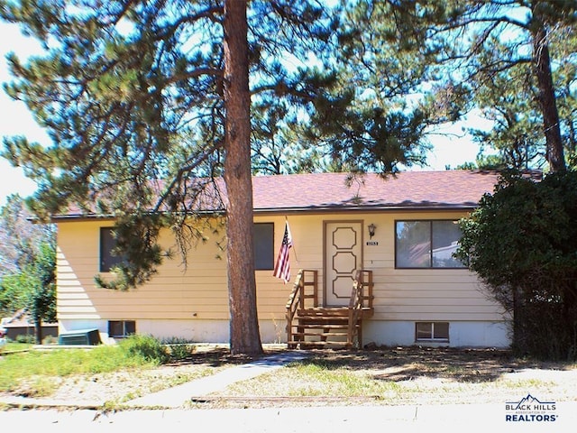 view of front of house