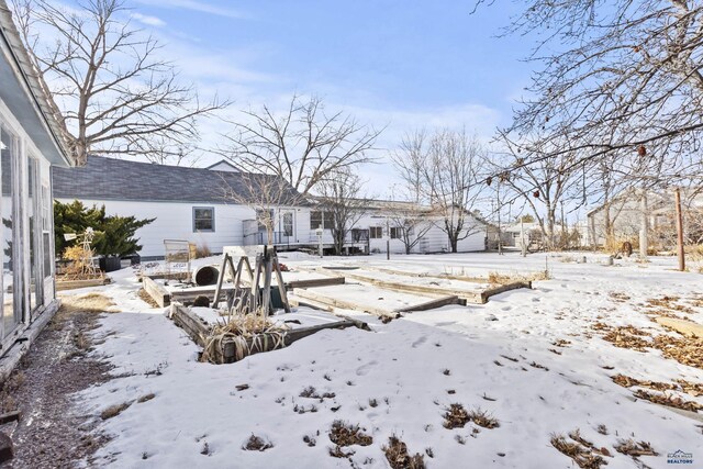 318 4th Ave, Wall, SD 57790 - view of yard covered in snow
