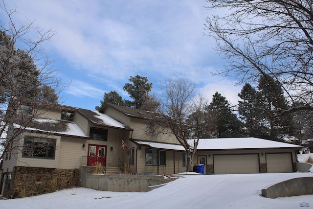 view of front of house featuring a garage