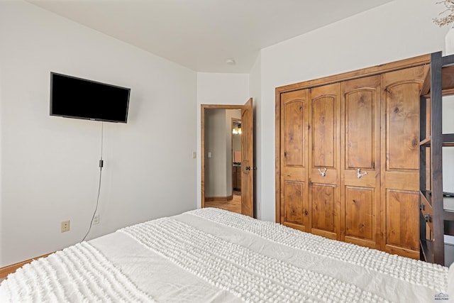 bedroom featuring a closet