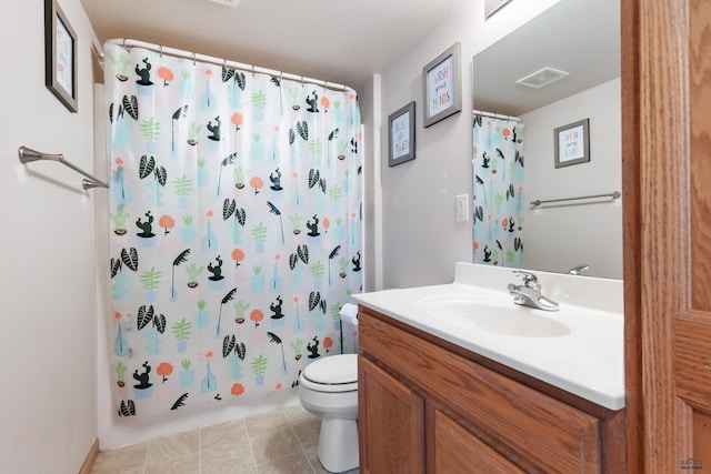 323 Freiheit Ln, Box Elder, SD 57719 - full bath featuring toilet, shower / bathtub combination with curtain, vanity, and visible vents