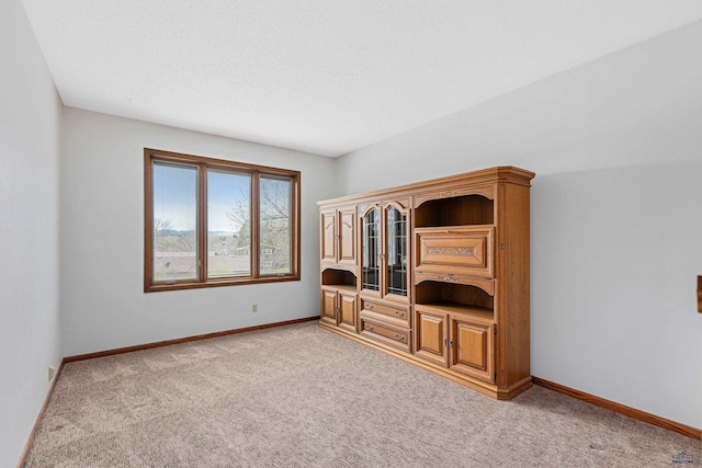 2713 Harney Pl, Rapid City, SD 57702 - living area with baseboards and light carpet