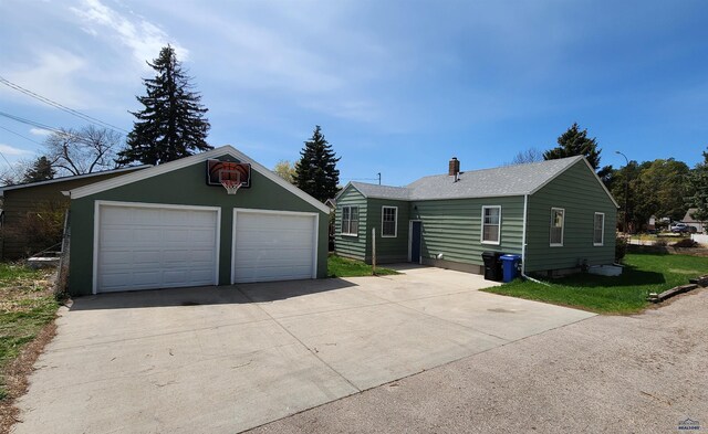 4125 Canyon Lake Dr, Rapid City, SD 57702 - ranch-style house with a detached garage and an outdoor structure
