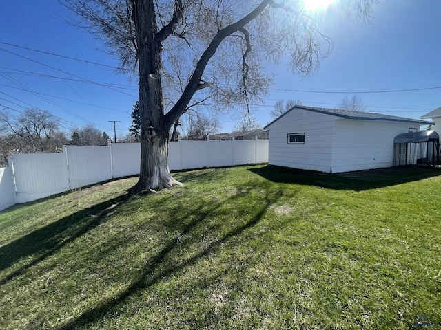 view of yard featuring fence