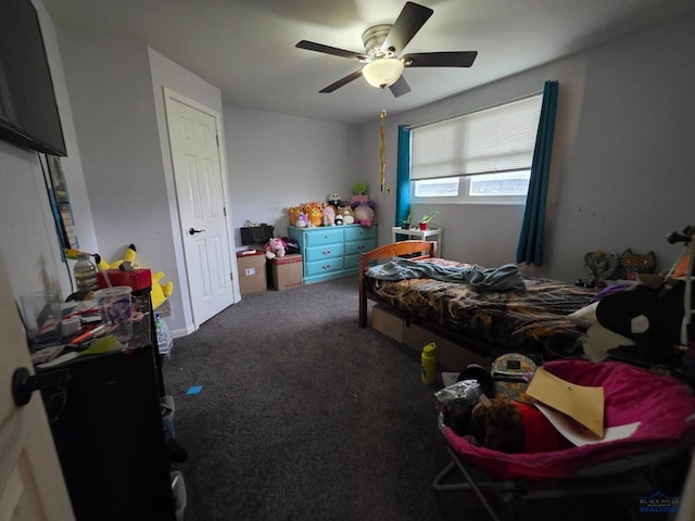 bedroom with carpet and a ceiling fan