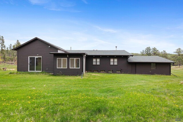22600 Jenny Gulch Rd Unit 22600/22636Jenny, Gulch Rd, Rapid City, SD 57702 - rear view of property featuring a yard