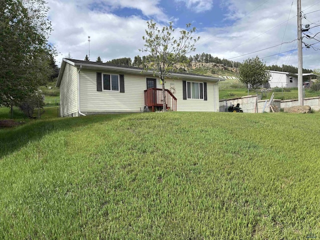 1523 Hope St, Sturgis, SD 57785 - view of front facade with a front yard
