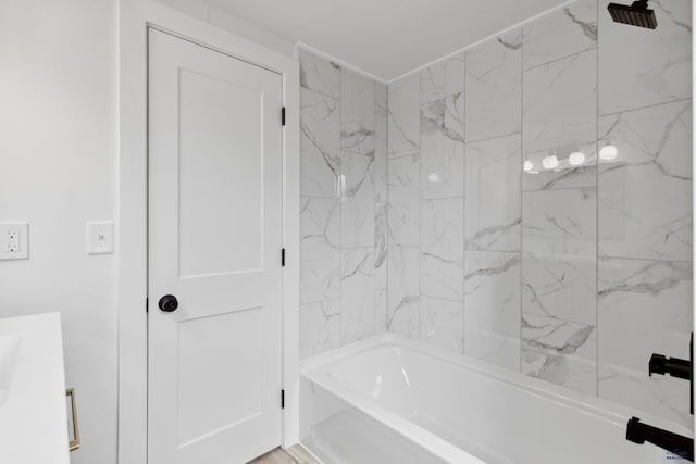726 Willsie Ave, Rapid City, SD 57701 - bathroom featuring shower / tub combination
