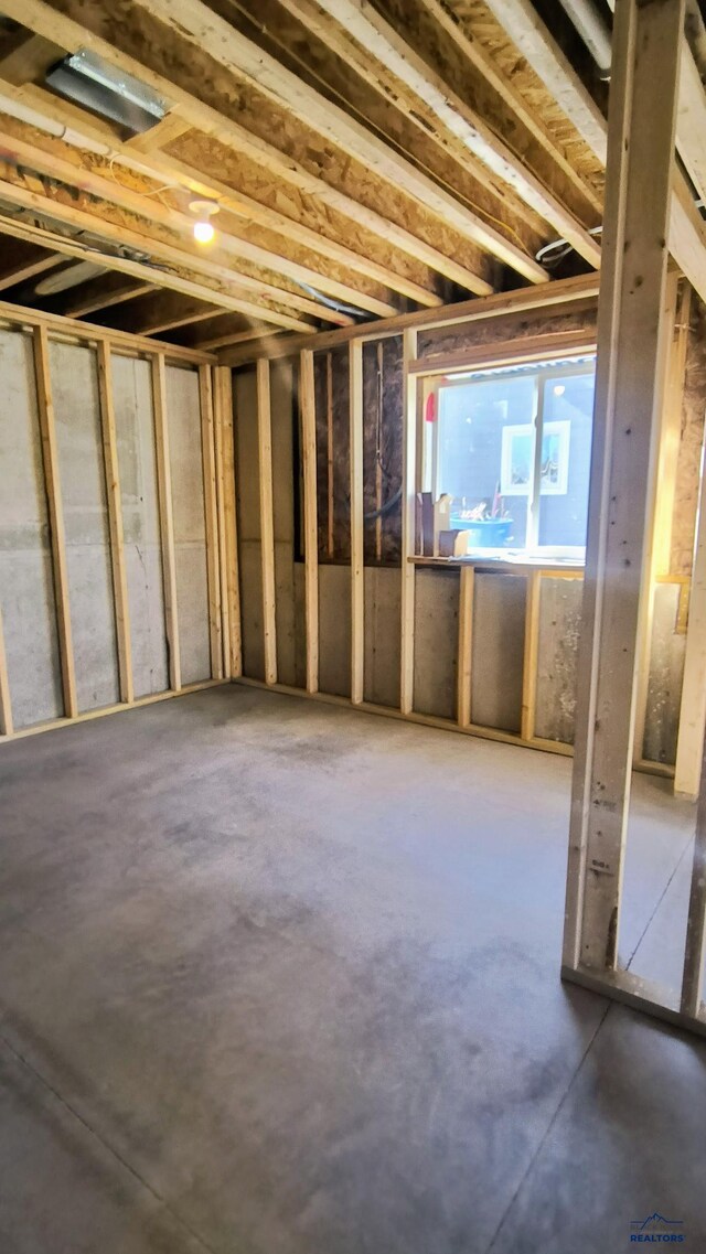 833 Ridgeview St, Belle Fourche, SD 57717