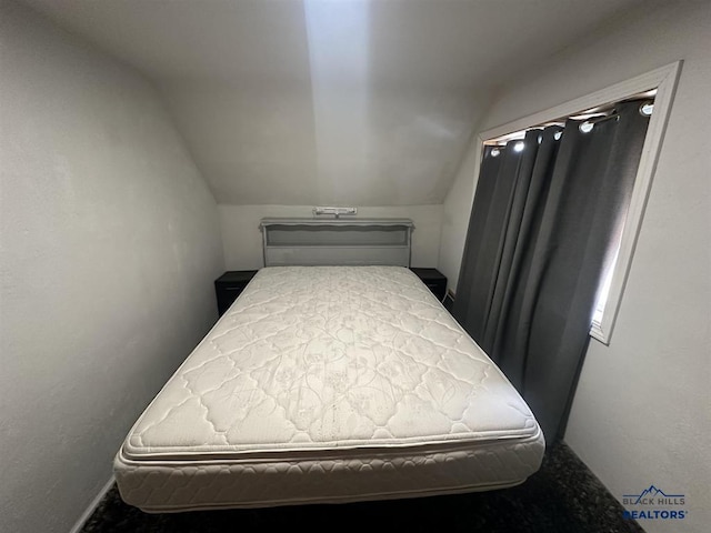 414 2nd Ave, Edgemont, SD 57735 - bedroom with vaulted ceiling