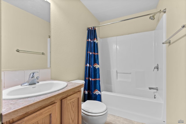 4300 Donegal Way, Rapid City, SD 57702 - full bathroom featuring vanity, toilet, and shower / bathtub combination with curtain
