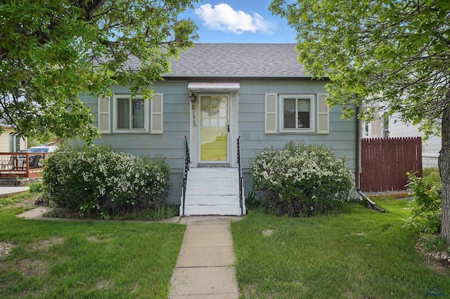 1905 5th St, Rapid City, SD 57701 - bungalow featuring roof with shingles