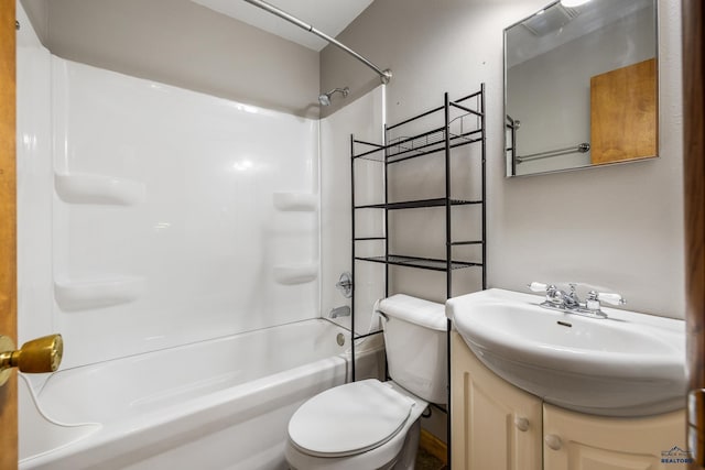 113 E Custer St, Rapid City, SD 57701 - full bath featuring washtub / shower combination and vanity