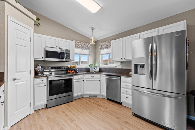 4717 S Pointe Dr, Rapid City, SD 57701