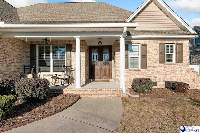 property entrance featuring covered porch