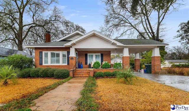 view of front of home featuring a porch