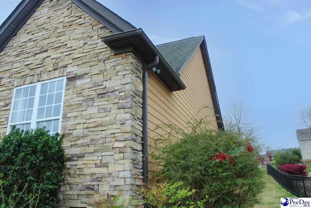 610 Garden Rose Ct, Greer, SC 29651 - view of side of home with stone siding