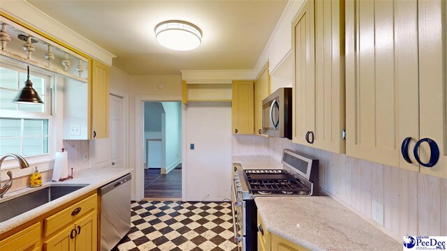 321 Chester Ave, Hartsville, SC 29550 - photo 8