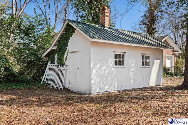 view of outbuilding featuring an outbuilding