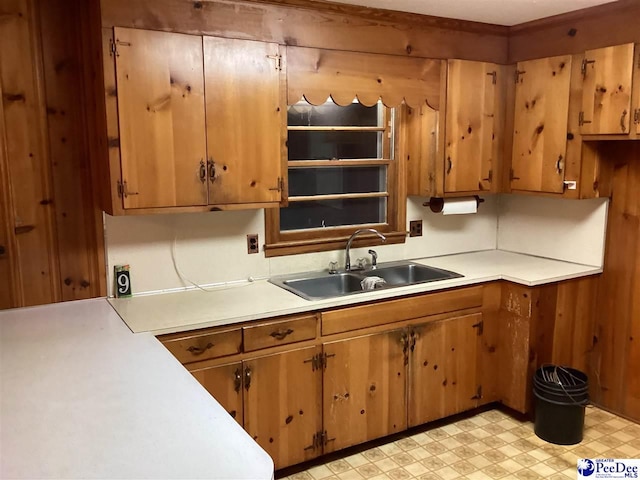 429 S Wallace Rd, Florence, SC 29506 - kitchen with sink