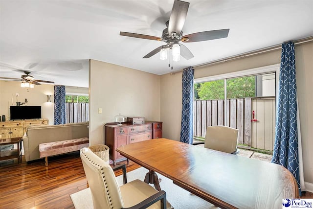 500UNIT31 Woodland, Florence, SC 29501 - dining area with a ceiling fan and wood finished floors