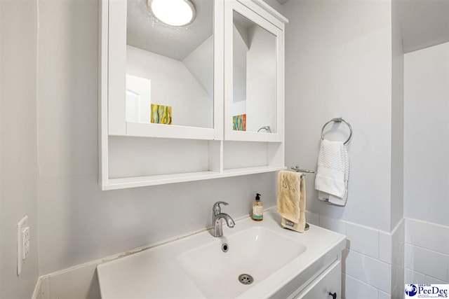500UNIT31 Woodland, Florence, SC 29501 - bathroom featuring vanity