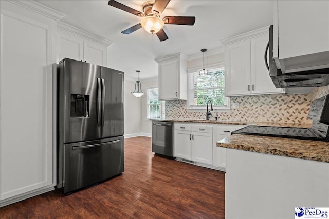 1526 Hunter St, Florence, SC 29505 - kitchen with stainless steel fridge with ice dispenser, dishwashing machine, range, a ceiling fan, and backsplash