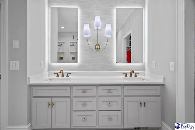 bathroom with vanity