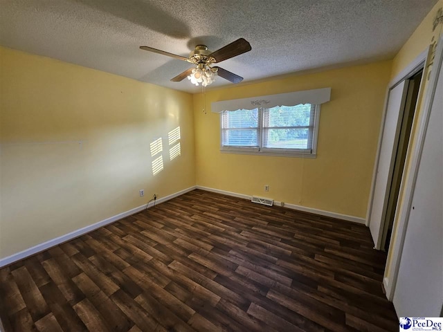 4211MIDDENDORF Rd Rd, Hartsville, SC 29550 - photo 12