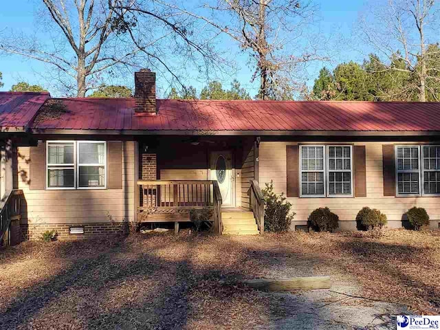 ranch-style house with a porch