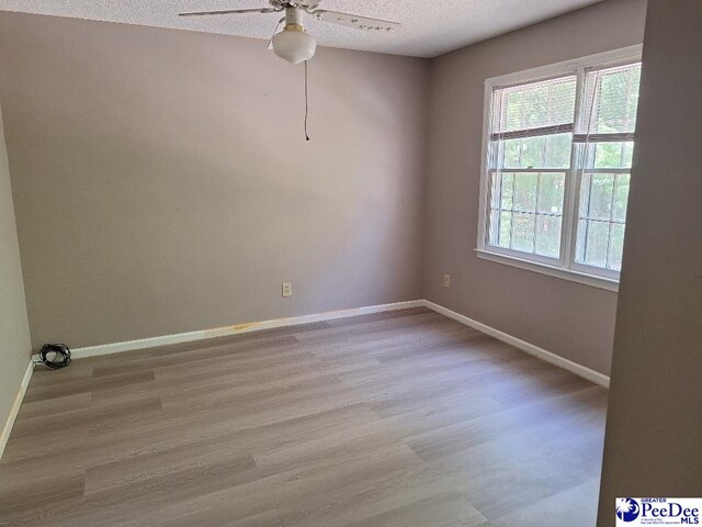 4082 Farmwood Dr, Florence, SC 29501 - photo 32