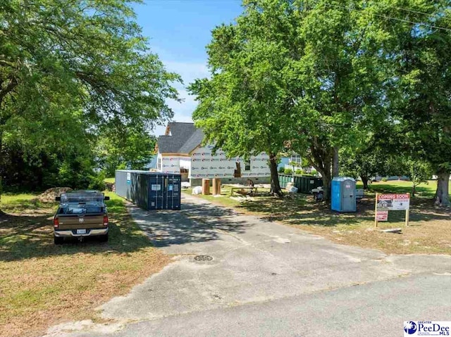 1005 Tunbridge Pl, Florence, SC 29501 - view of asphalt driveway