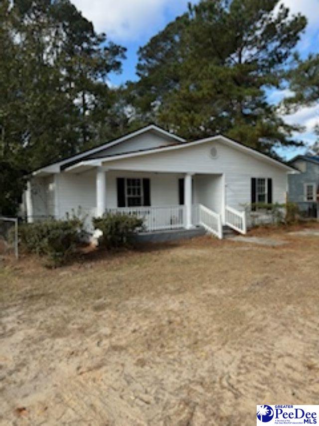 view of front of house with covered porch