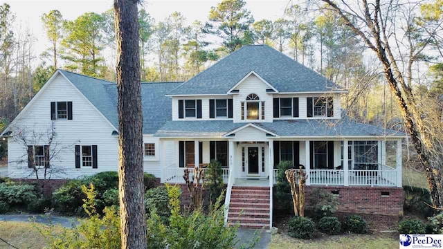 view of front facade with covered porch