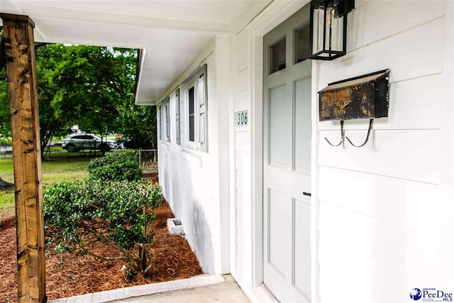 306 Mimosa Dr, Cheraw, SC 29520 - doorway to property