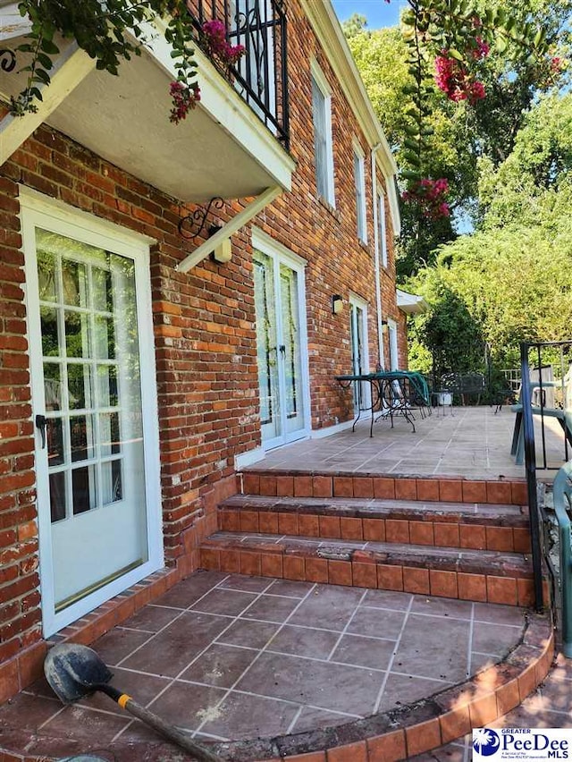 129 Golf Course Rd, Hartsville, SC 29550 - view of patio / terrace with a balcony